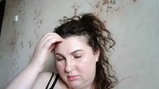 Velenaz stripchat live cam model