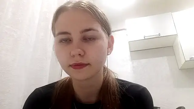 AnnettaHosaka stripchat live cam model