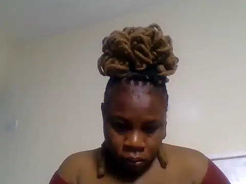 ebonitah stripchat live cam model