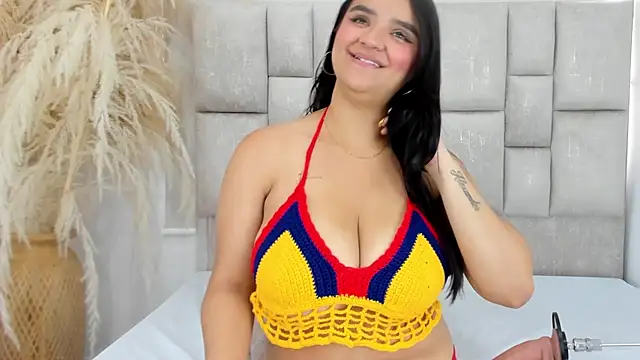 SamantaAristizabal2 stripchat live cam model