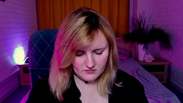 KathyBriggs stripchat live cam model