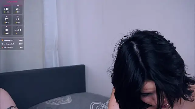 ReynaGrinvalsky stripchat live cam model