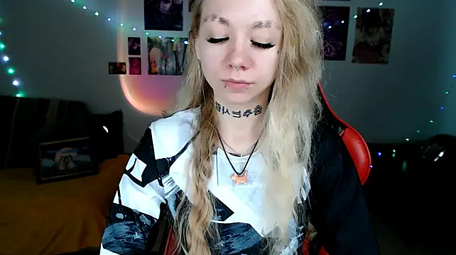 Nica_Kawaii stripchat live cam model