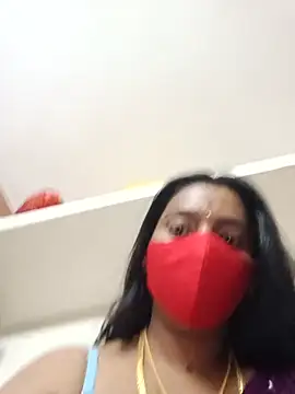laxi_tamilponnu stripchat live cam model