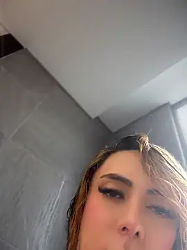 tinker_exotic_1 stripchat live cam model