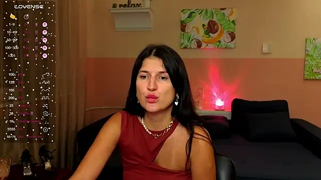 Alianna_Solo_Kisses stripchat live cam model