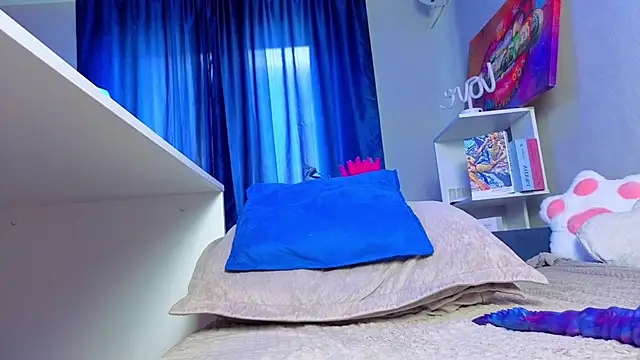 LilyIrons stripchat live cam model