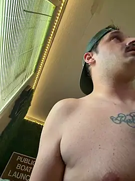 PoundedCajunGuy93 stripchat live cam model