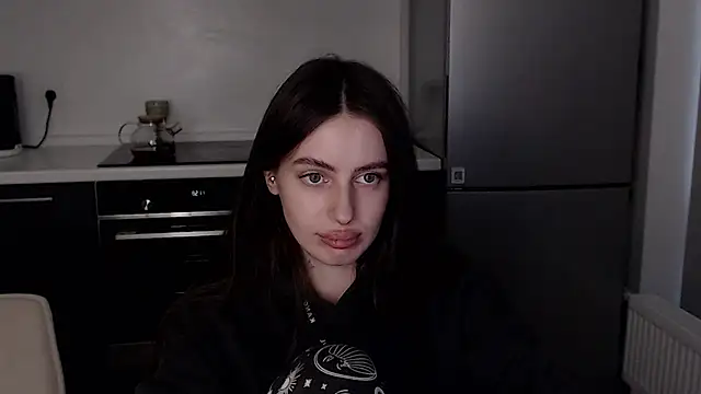 MuseMia stripchat live cam model