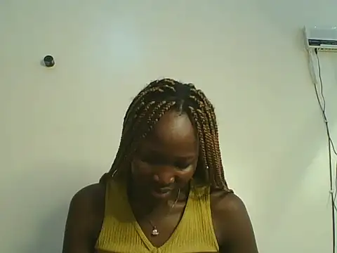 Mimo254 stripchat live cam model