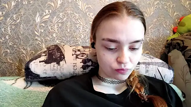 CaraDelevingnee stripchat live cam model