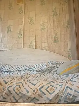Linda070481 stripchat live cam model