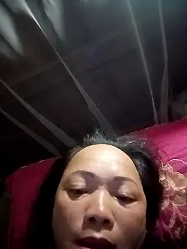 Hope-ee stripchat live cam model