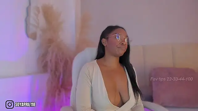 aprilebony_ stripchat live cam model