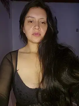 lombarlana-89 stripchat live cam model
