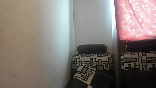 Nathaly_love96 stripchat live cam model