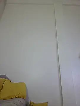 big_yoyo stripchat live cam model