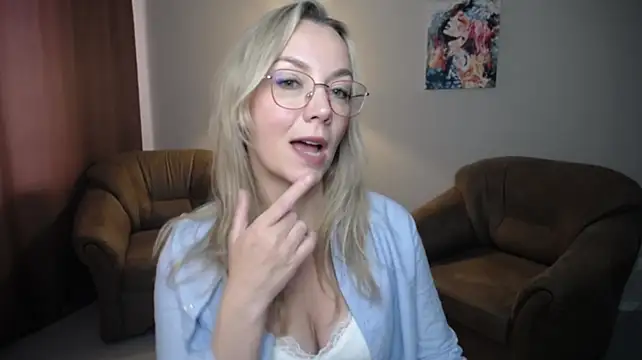 Ava_Elior stripchat live cam model