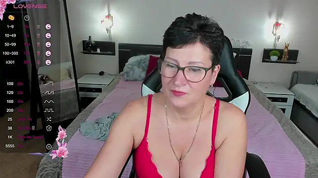 JennyMons stripchat live cam model