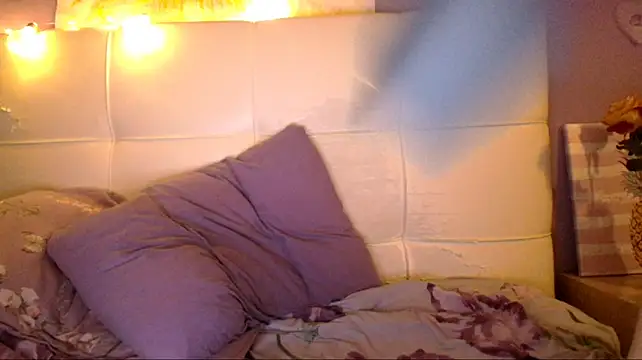 JuliaFire stripchat live cam model