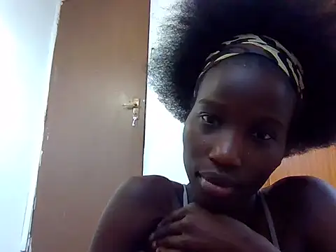 slimy_gal12 stripchat live cam model