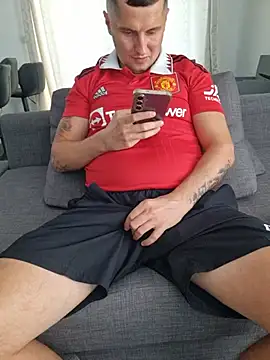 Gaz0010 stripchat live cam model