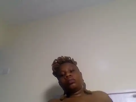 ebonitah stripchat live cam model