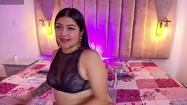 kitty_novaa stripchat live cam model