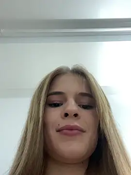 EllyRose96 stripchat live cam model