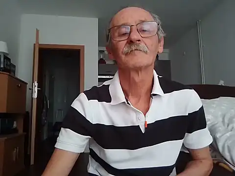 oleg049 stripchat live cam model