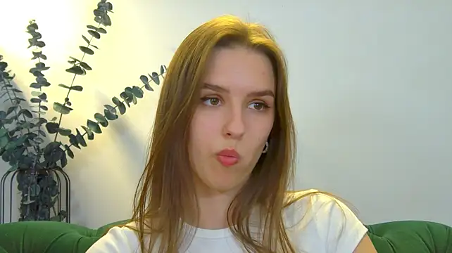 AliceAtkins stripchat live cam model