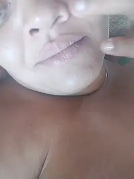 Biah2o stripchat live cam model