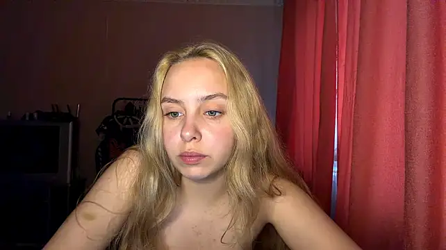MadisonBuckaloo stripchat live cam model