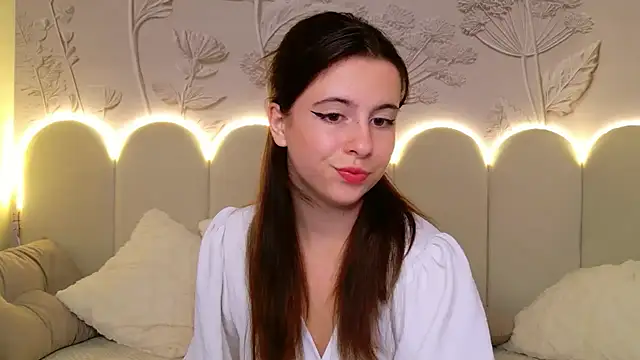 Akira_Halls stripchat live cam model