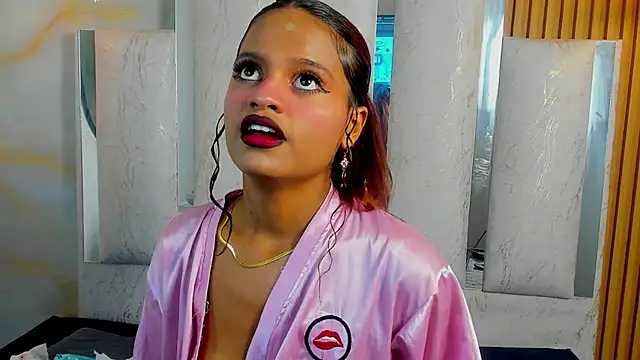 Nicky_Nicoole stripchat live cam model