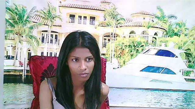 IndianSilkySpice stripchat live cam model