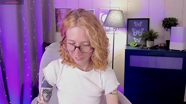 TerriaReed stripchat live cam model