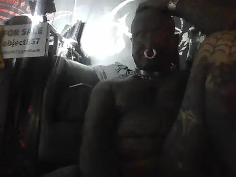 wormobject stripchat live cam model