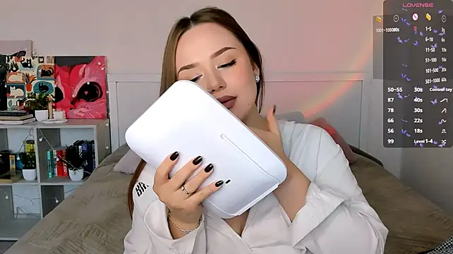 LittleKiitten stripchat live cam model