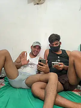 BiggerDickGuy stripchat live cam model