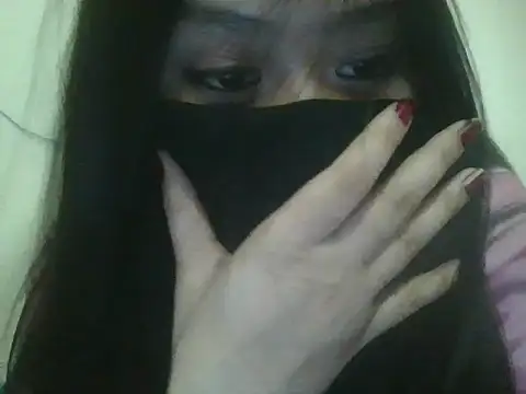 Qween_Seelu stripchat live cam model