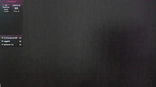 _miafox_7 stripchat live cam model