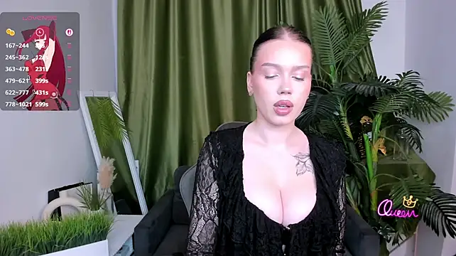 mistress_of_hearts stripchat live cam model