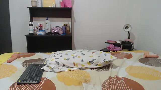 nathaly_jones_ stripchat live cam model