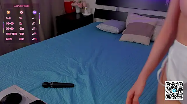 Anellyball stripchat live cam model