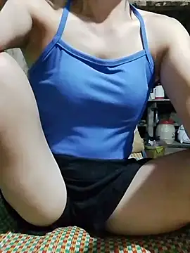 Hillary-01 stripchat live cam model