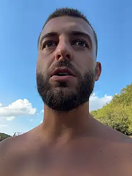 Pablo_Hornyguy95 stripchat live cam model