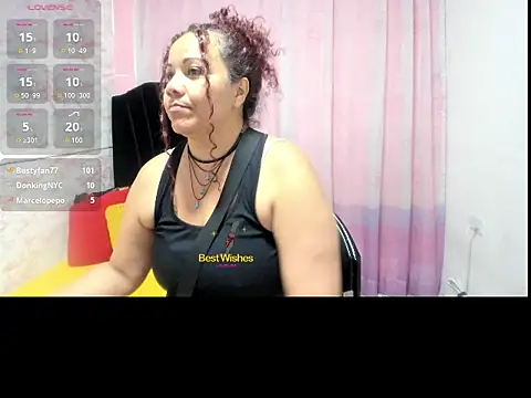 Brunette_sasha stripchat live cam model