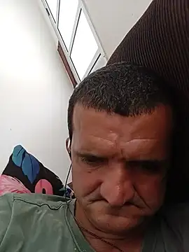 Anderson201810 stripchat live cam model