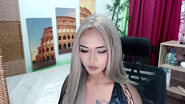 AevaMARIE_HILTON stripchat live cam model